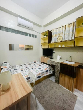 Cozy Solo Unit with Aircon , Wifi, Free Parking at Sonia's Island Stay
